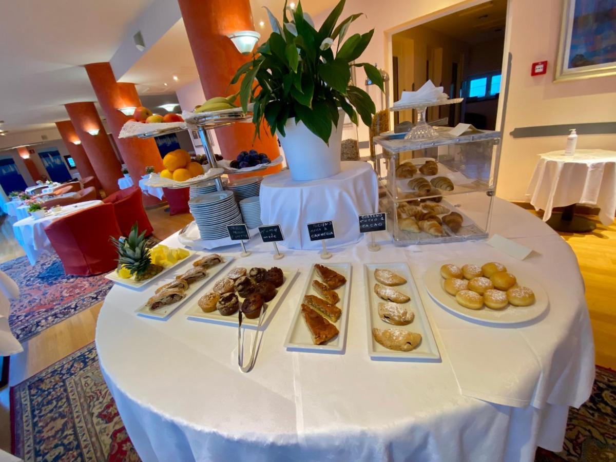 Greif Hotel Maria Theresia Trieste Esterno foto
